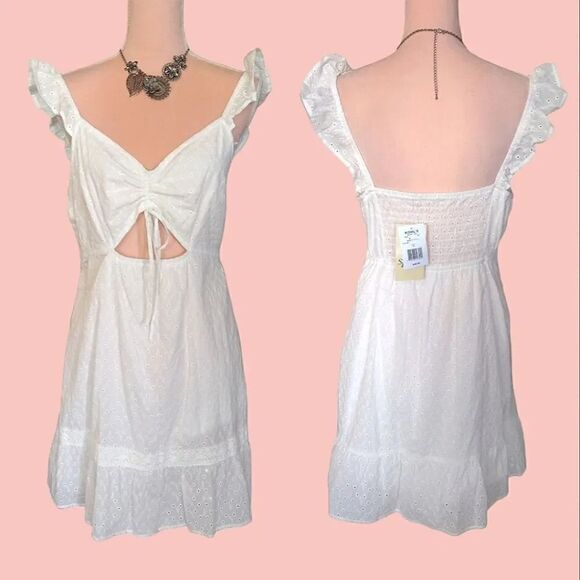 Live To Be Spoiled White Ruffled Eyelet Bodycon Dress With Cutout XL NWT - Picture 10 of 17